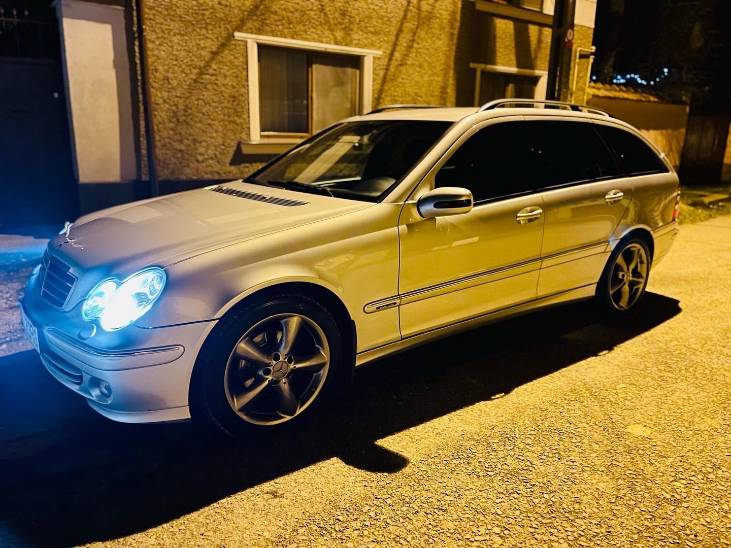 Mercedes Benz C Class (w203) 2.2 CDI