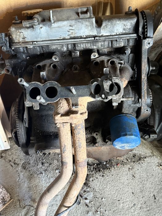 Продам двигатель ваз 2115