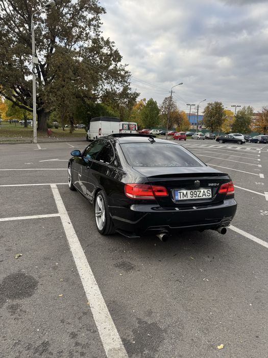 Vând BMW E92 320D