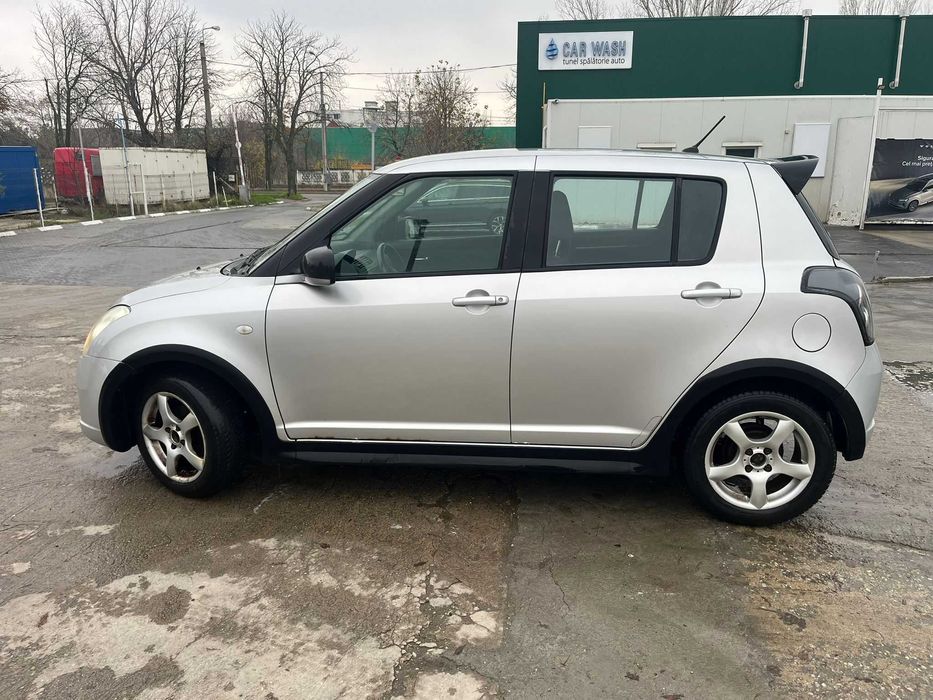 Suzuki Swift RS413