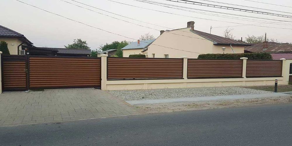 Garduri din sipca metalica, panou stil jaluzele, tabla, plasa si BCA