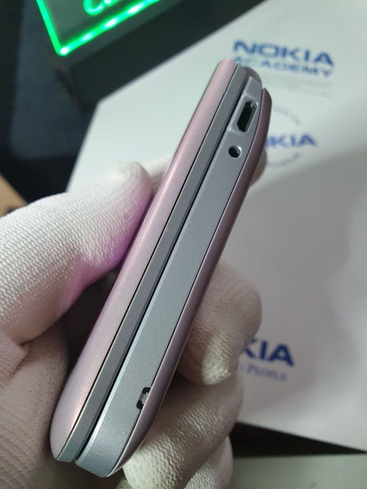 Nokia 7020 Pink Stare bună!