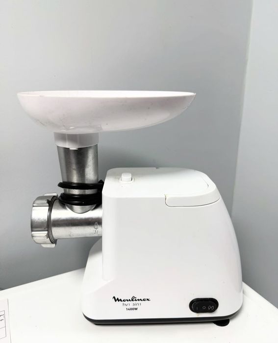 Продам мясорубку новая