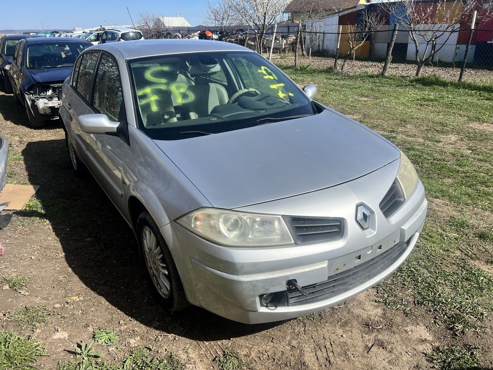 Vand piese Renault megane 2 1.6 16 valve 95.000 km