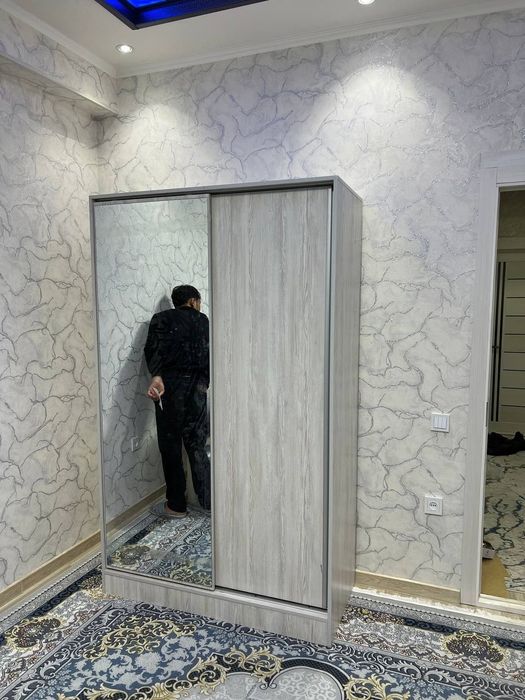 Shkaf kupe relsli uyingizga