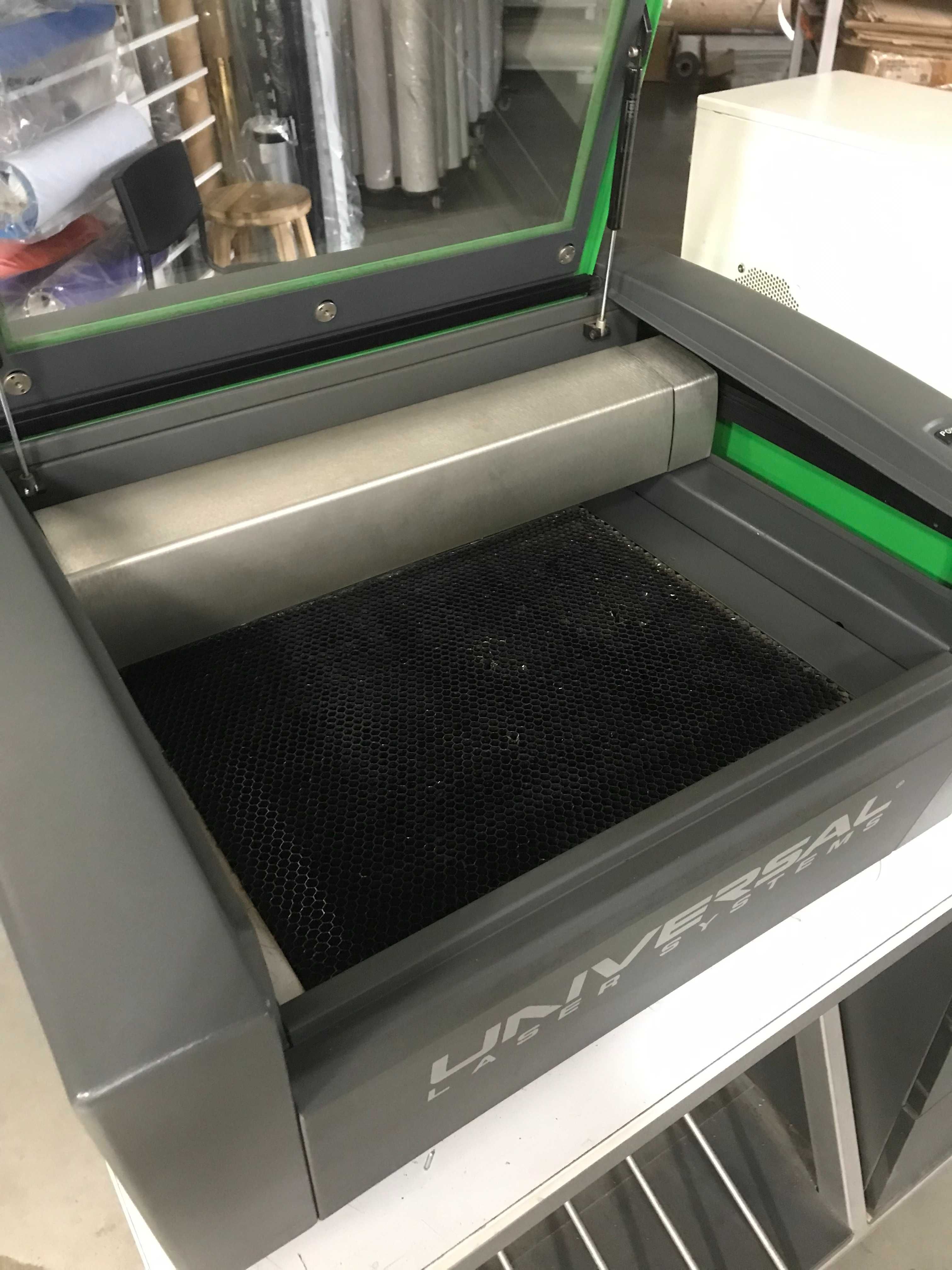 Ocazie! Atelier gravura LASER si MECANICA