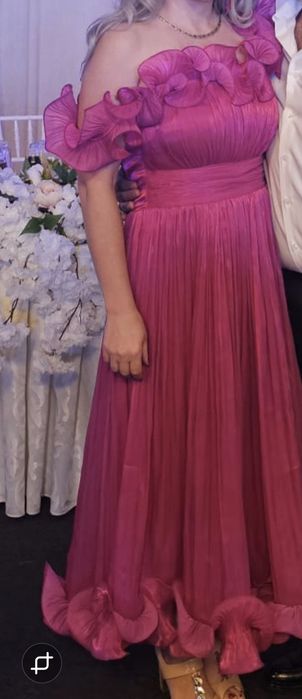 Rochie deosebita mărimea 42