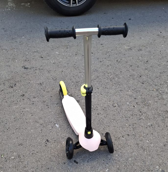 Vând trotinetă fetițe