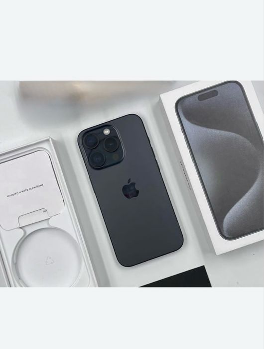 Iphone 15 Pro Max, ca NOU, Inca in garantie, 3 Huse NOI Cadou!