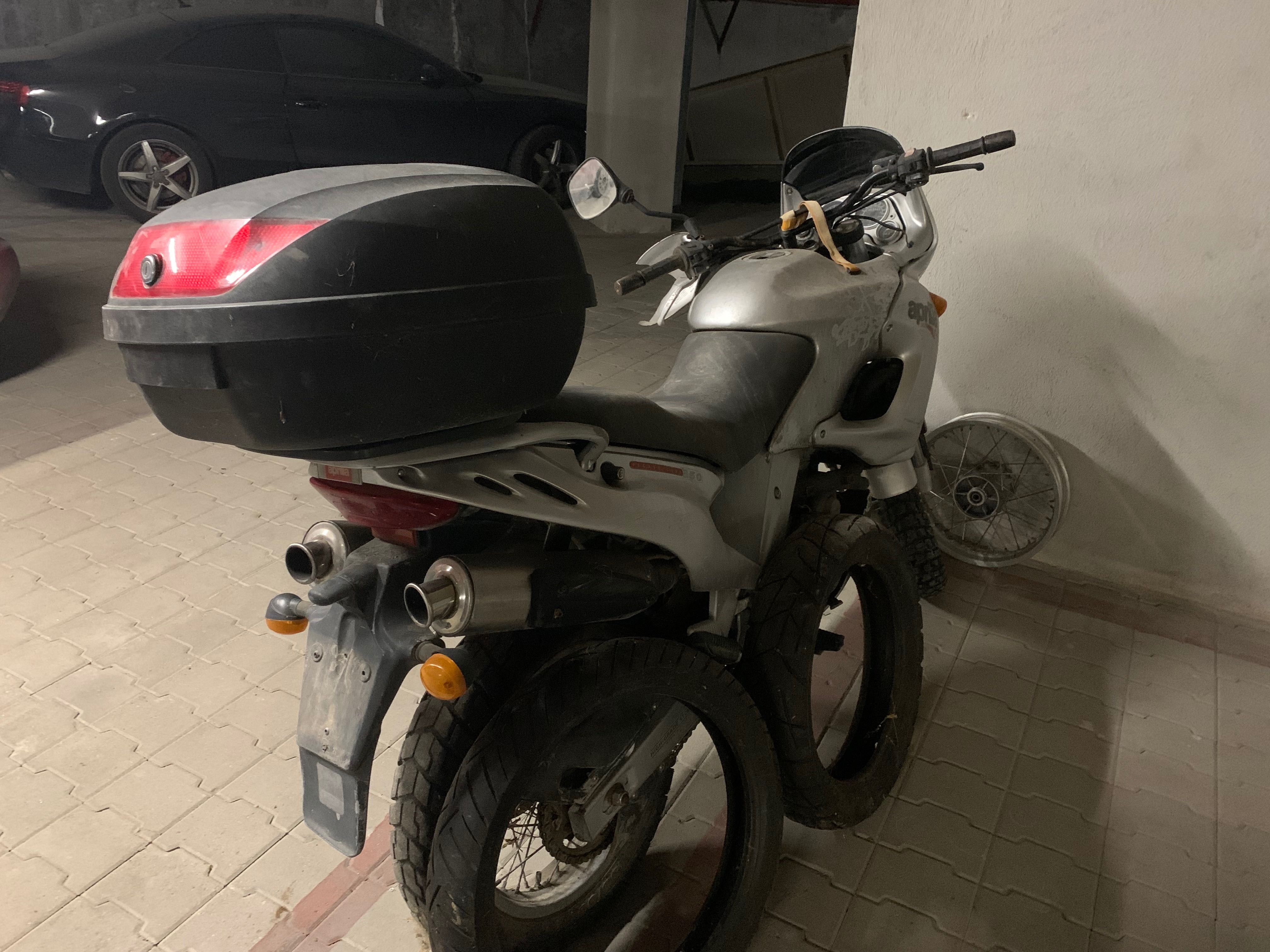 Aprilia Pegaso 650 на ЧАСТИ