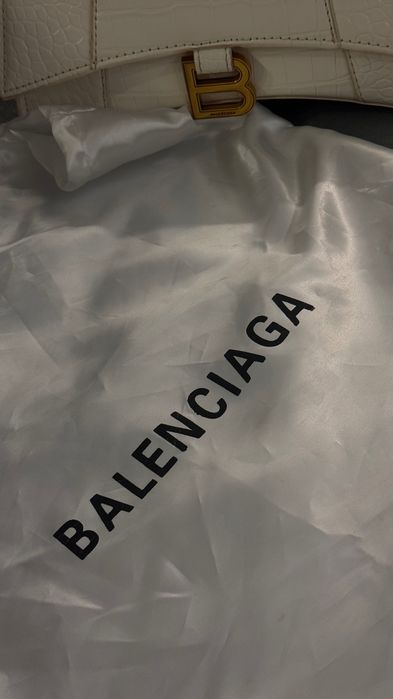 Сумка от balenciaga