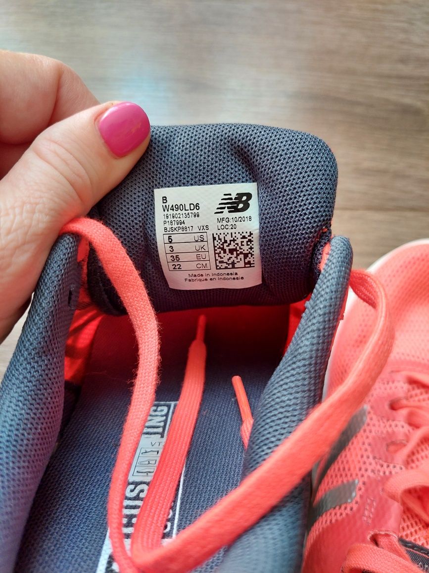 Нови дамски маратонки New Balance