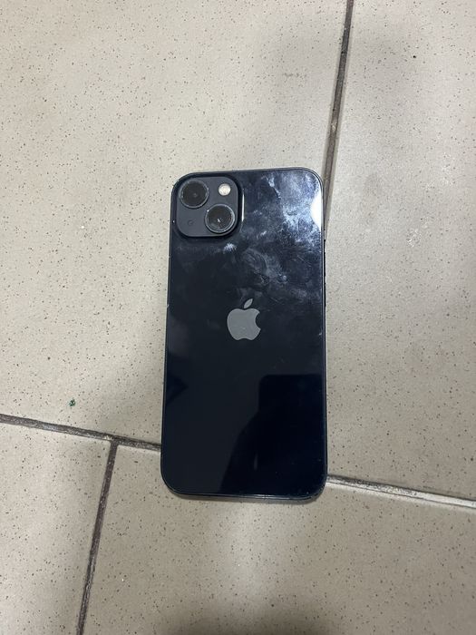 Iphone 13 black .
