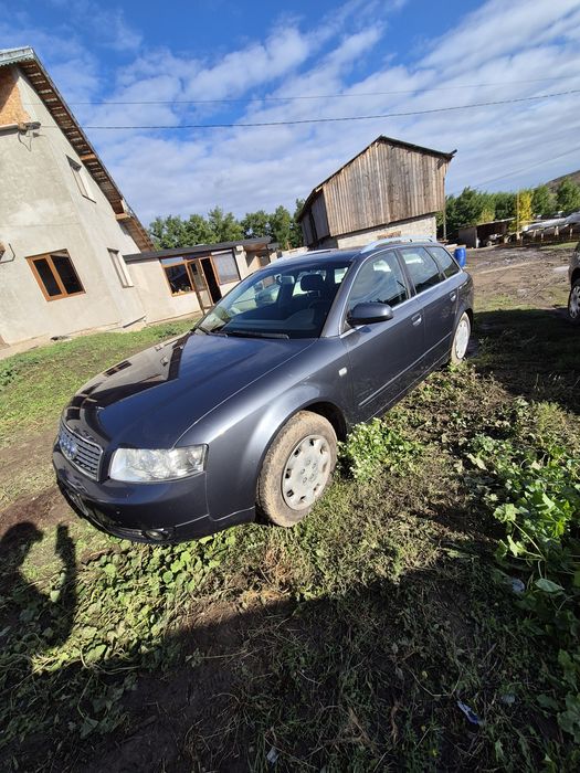 Vând Audi A4 B6 Avant