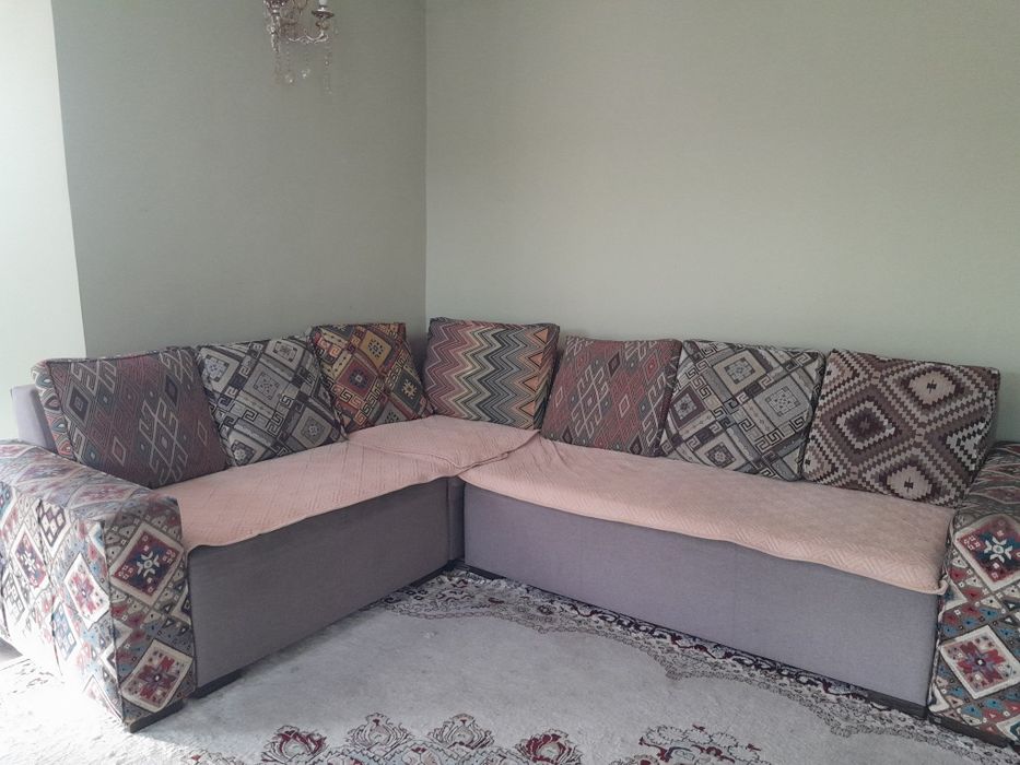 Продам удобный диван