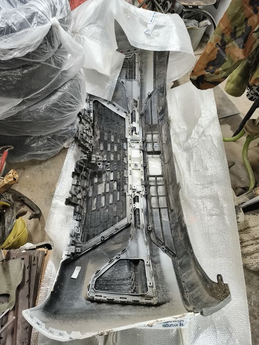 Продам бампер в сборе Changan CS55, есть трещина б/у