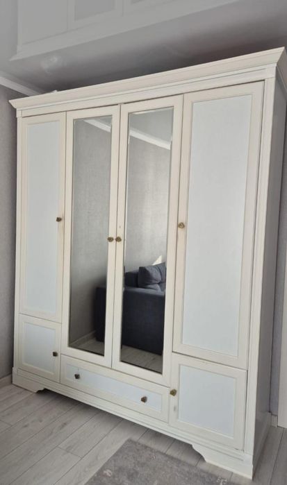 Шкаф купе новый срочна