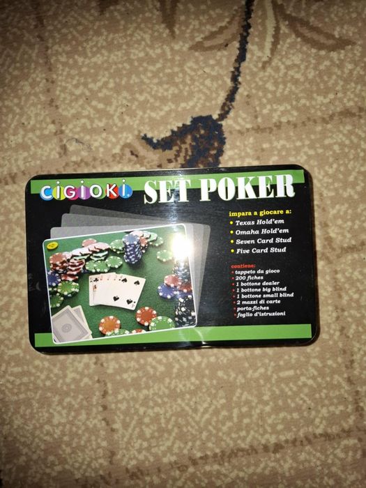 Set   poker   ..