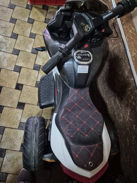 Продаётся детский мотоцикл (трицикл)