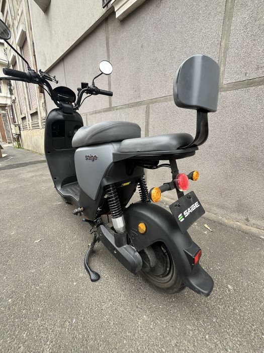 Vand Scuter Electric fara permis impecabil