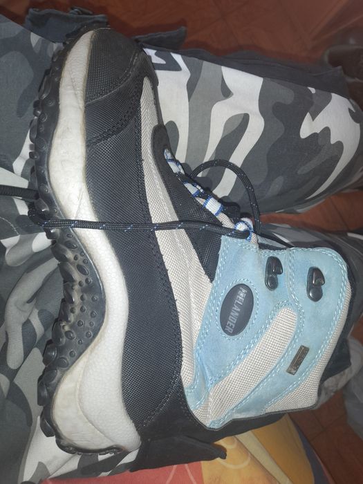 Vând bocanci de iarna nr 39