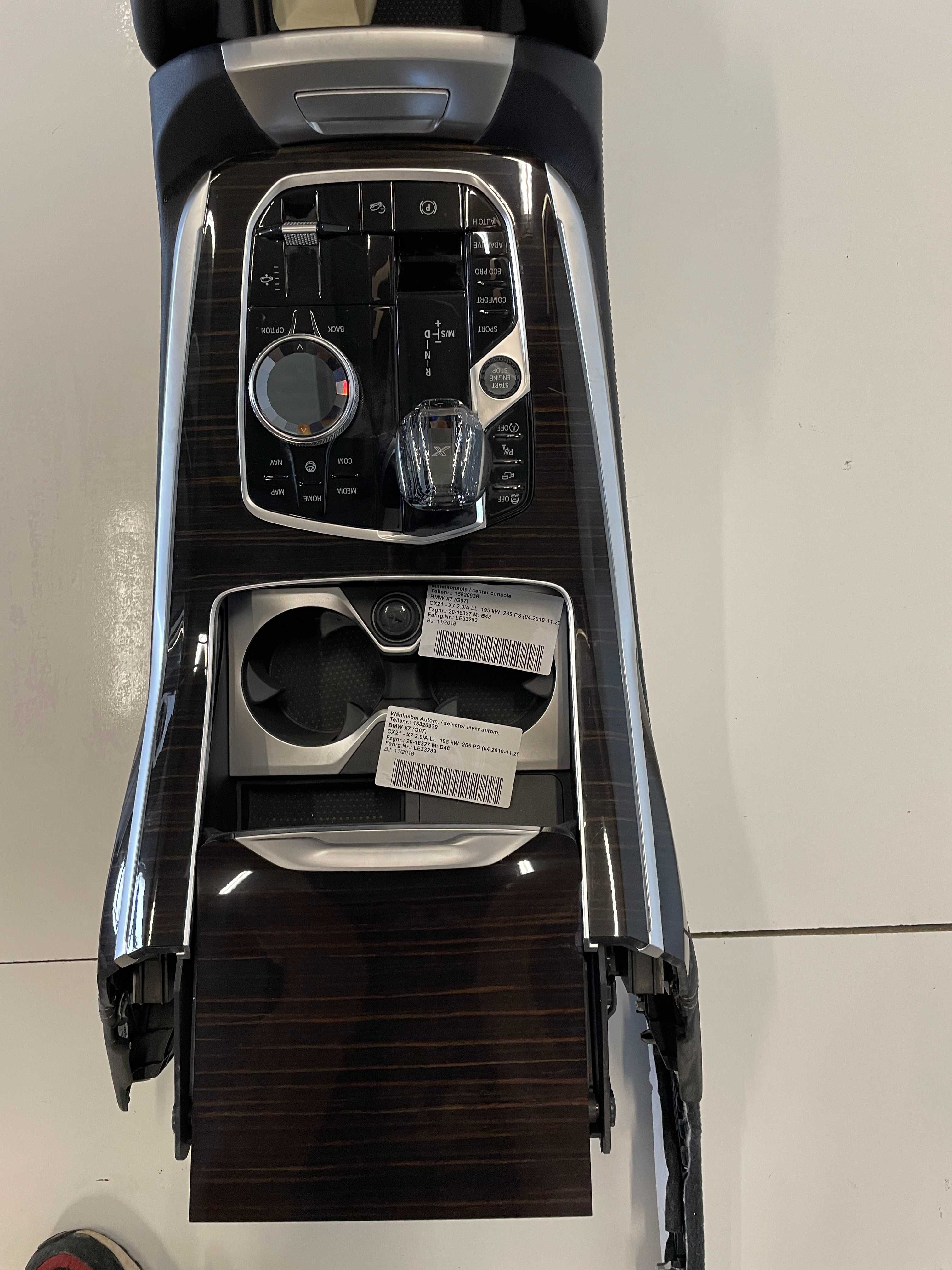 Consola centrala cotiera Cristal Swarovski BMW X7 G07