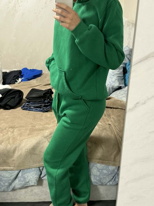 Дамски комплект (наситено зелено)