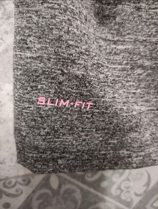 Maiou nike/ sport/ maieu