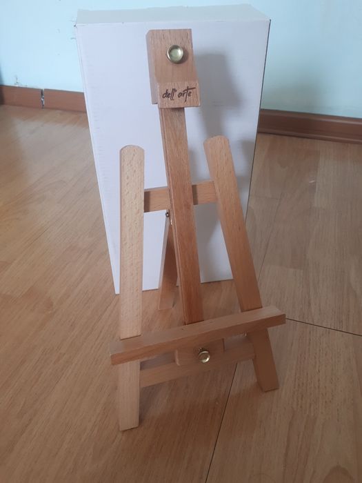 Новый мольберт настольный 40см