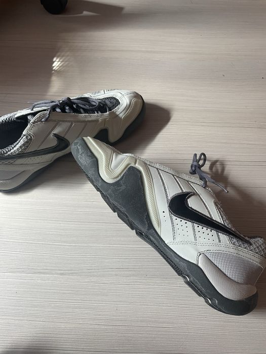 Adidasi NIKE zoom scrima