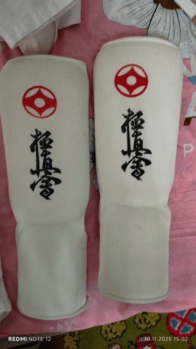 Кимано сатылады . Киокушинкайдын формасы .