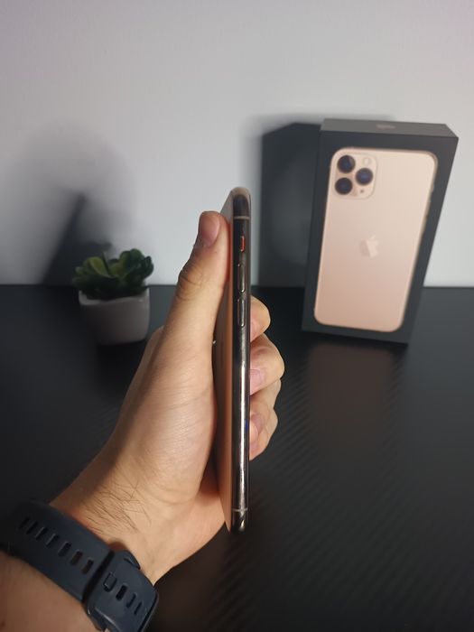 iPhone 11 Pro, Gold - Ca Nou!