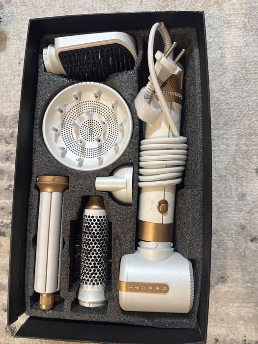 Фен, стайлер для волос