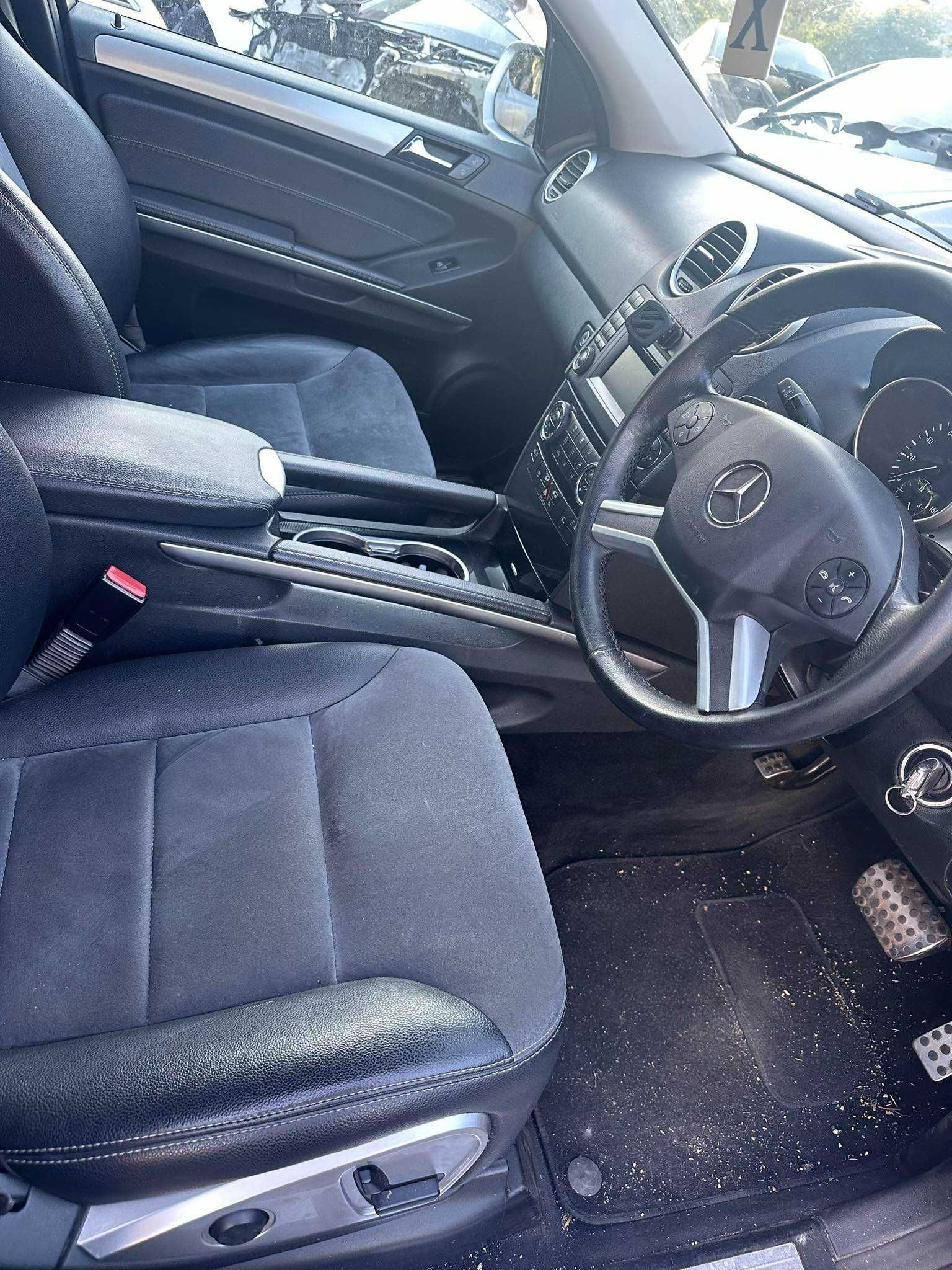 На части Мерцедес МЛ 320цди НА 99000 реални ! W164 Mercedes ML