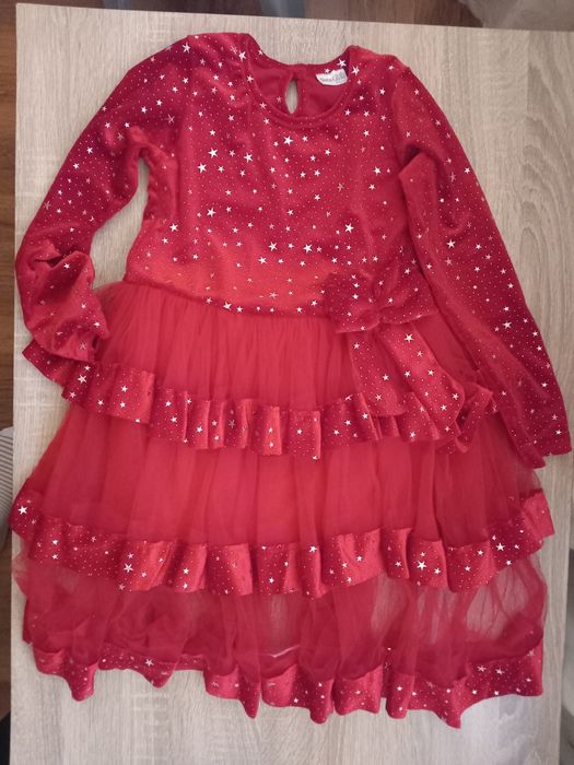 Vând rochițe pentru Crăciun