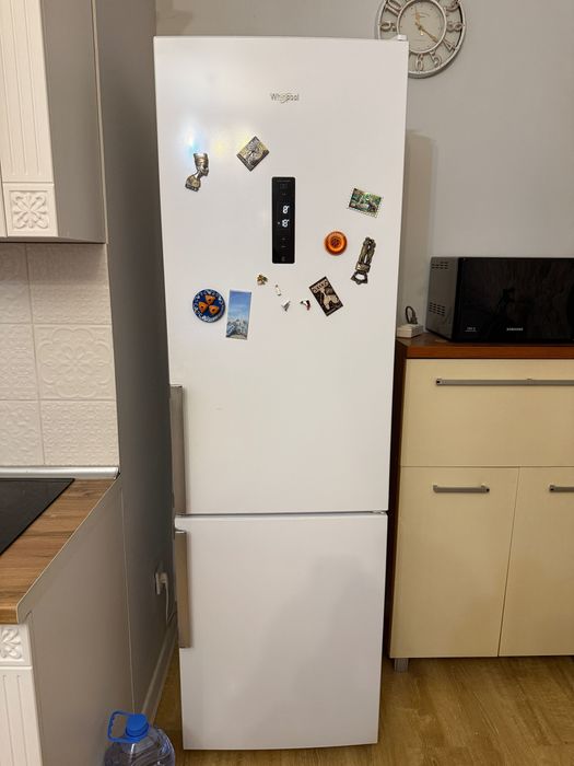 Продам холодильник WHIRLPOOL б/у