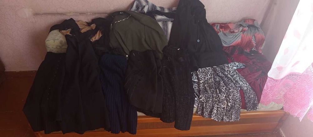 Отдадим вещи бесплатно в хорошем состоянии