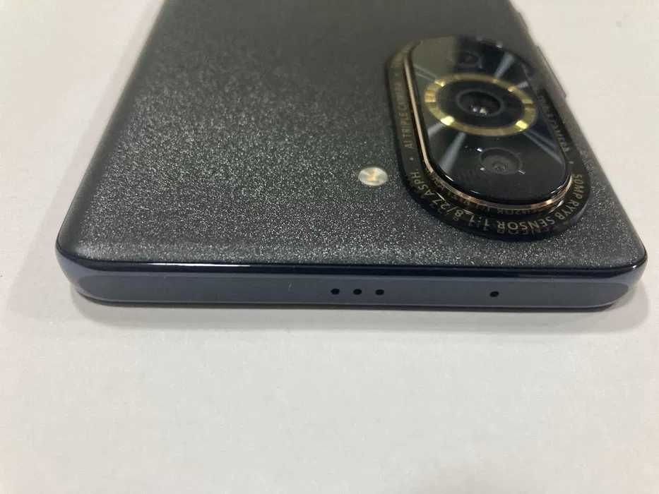 Huawei nova 10 Pro 256GB 8GB RAM Dual с Гаранция