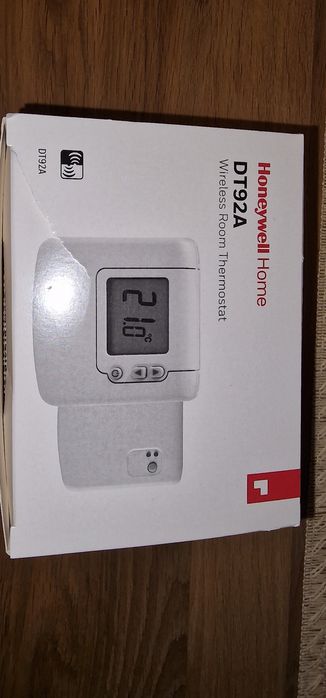 Termostat,  fără fir, wifi