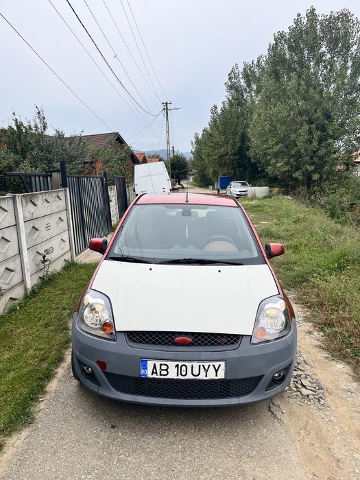 Vand Ford Fiesta