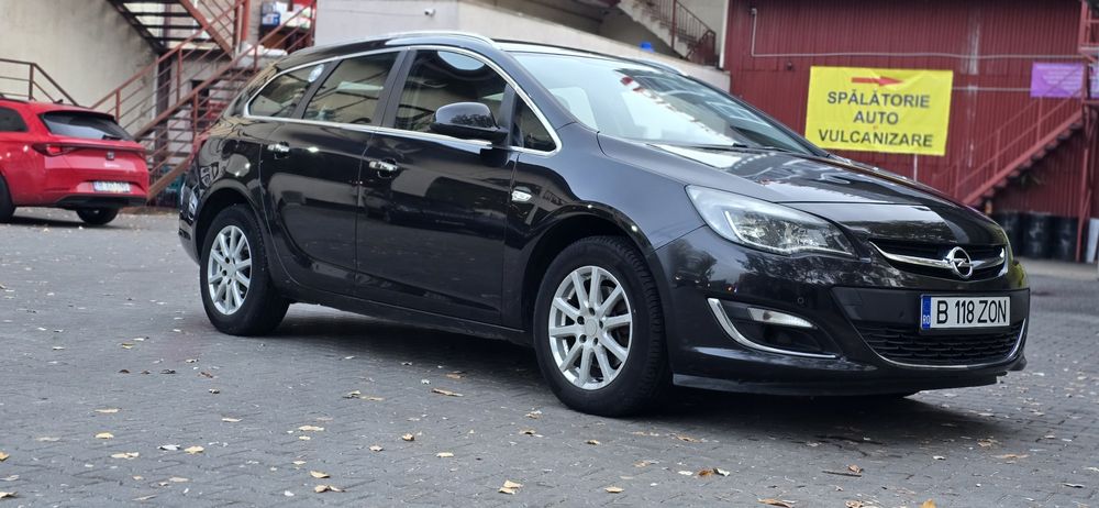 Opel astra j 2013