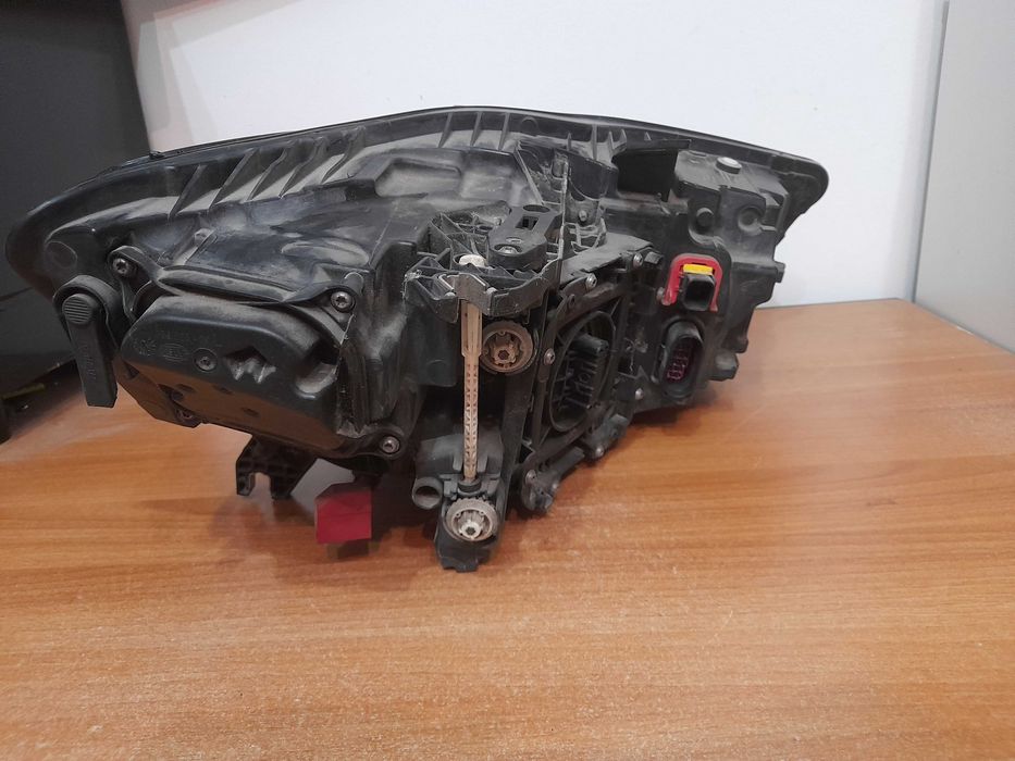 Far stanga Matrix 4g0941035 audi a6 c7 ultra