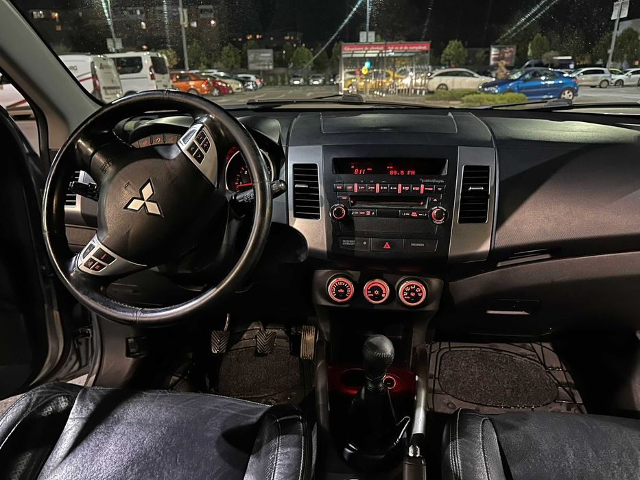 MITSUBISHI OUTLANDER 2.0D 4X4 2008 stare foarte buna