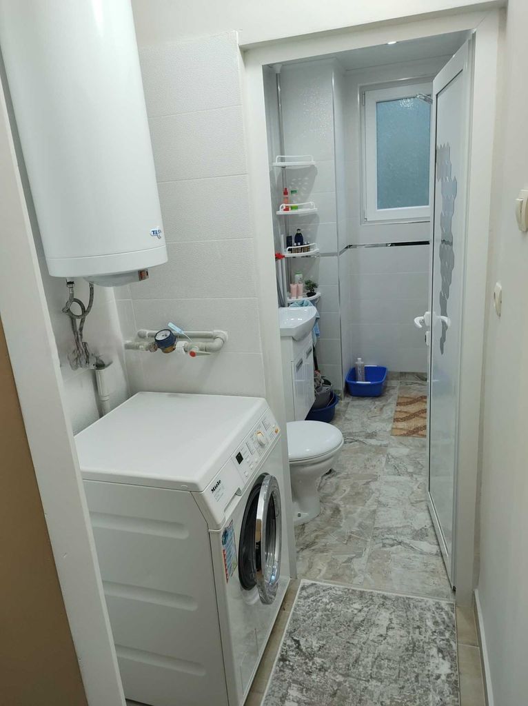 Продава се Двустаен апартамент в Стара Загора, Самара 2 - 65 кв.м за 1177 €/кв.м - Снимка #7