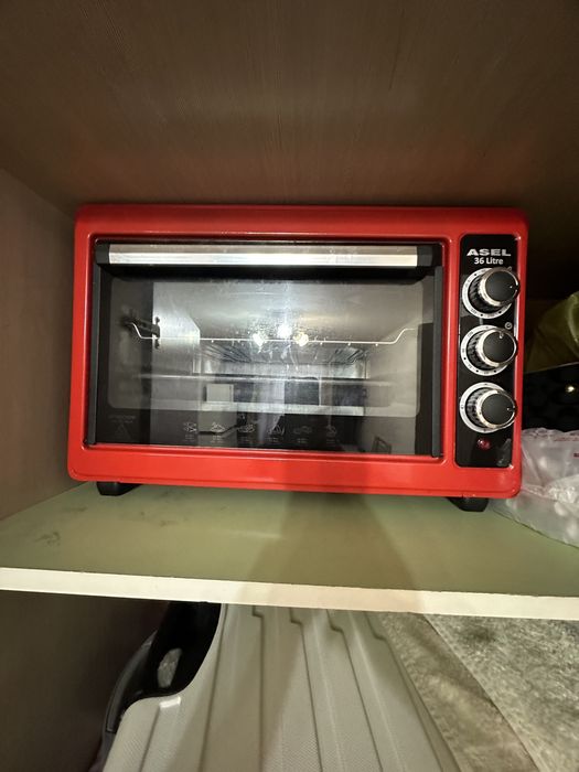 Печка электрическая  красная прекрасная