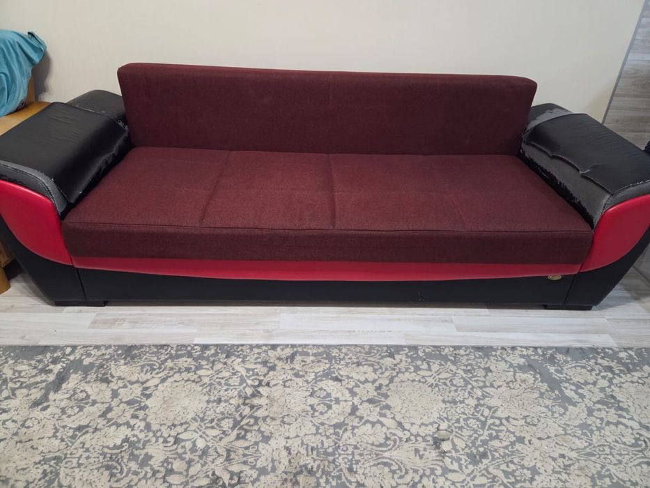 Отдам диван ,можно забрать с Сатпаева-Тлендива