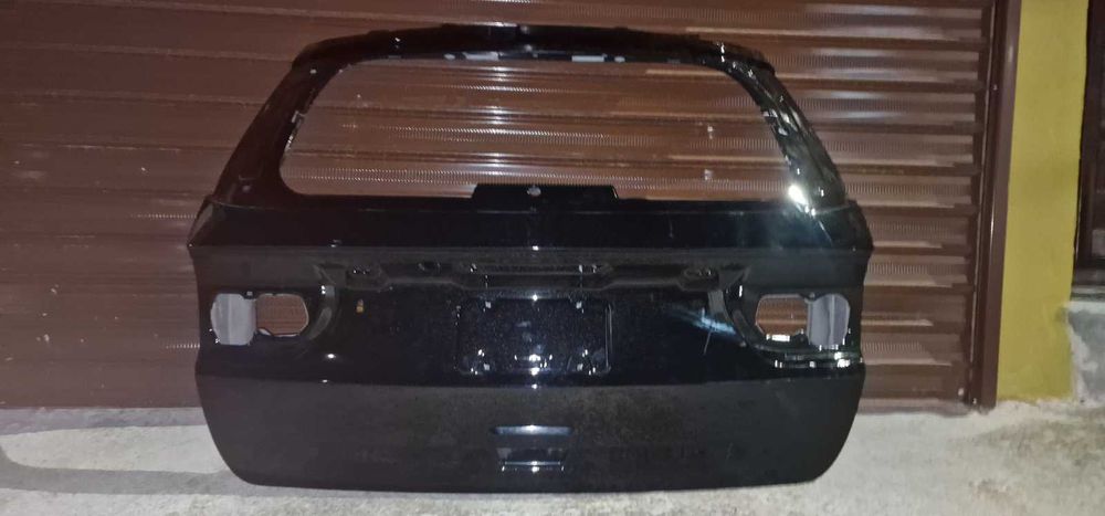 5 та врата Dodge durango 2014г.