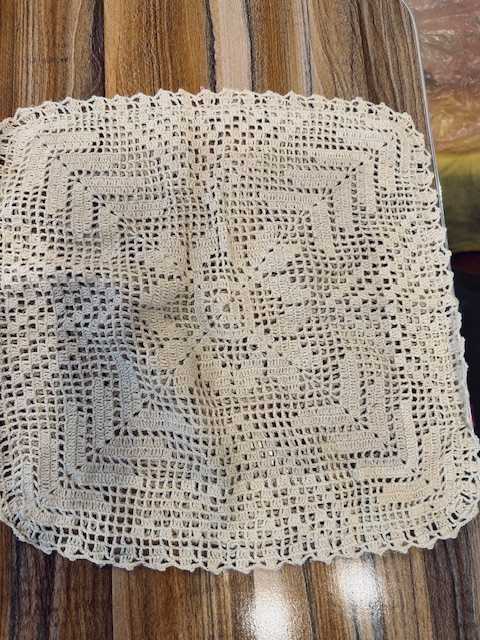 Дантелени плетива на една кука - карета, възглавнички