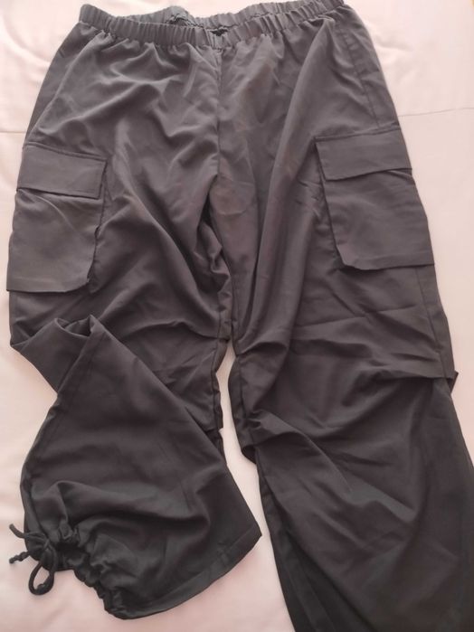 Нов спортен панталон за едра дама; размер 4 XL