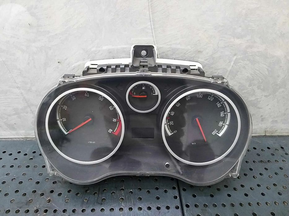 Ceasuri bord benzina opel corsa d p0013312043